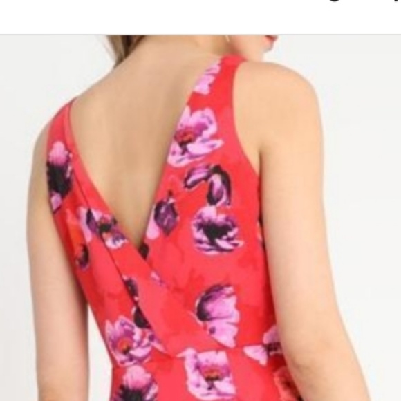 BANANA REPUBLIC STUNNING FLORAL DRESS - Picture 3 of 8
